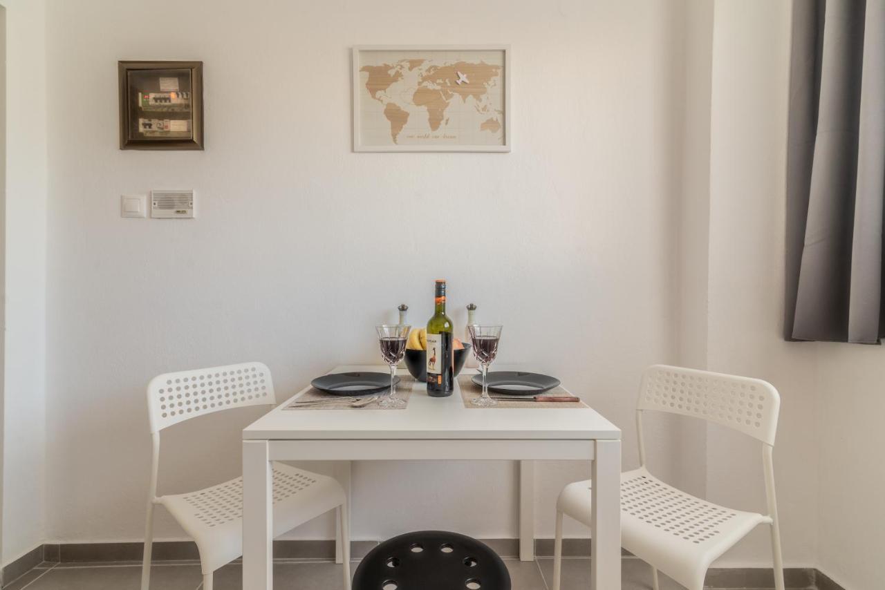 Envite Apartment In City Center イラクリオン エクステリア 写真